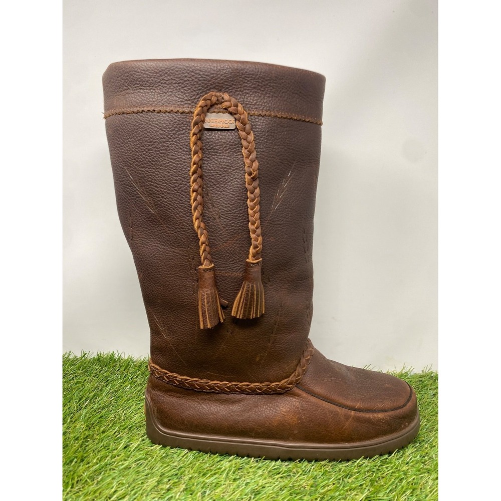 Manitobah Boots Mukluks Tamarack Women's Size 10 Brown Leather Lasercut Tassel